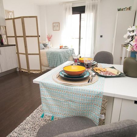 מאלגה C80 - Rustic Chic Studio Downtown מראה חיצוני תמונה